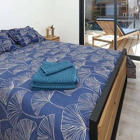 Contemporary House With Heated Pool In A Magnificent Pine Forest Villa Aigues-Mortes