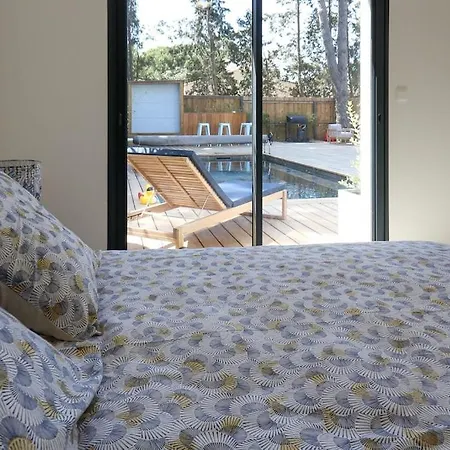 Villa Contemporary House With Heated Pool In A Magnificent Pine Forest Aigues-Mortes