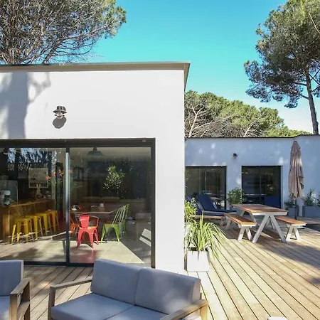 Contemporary House With Heated Pool In A Magnificent Pine Forest Aigues-Mortes